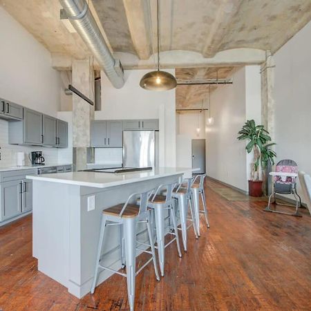 2Br 2Ba Spacious Historic Loft With Gym By Envitae Kansas City Extérieur photo