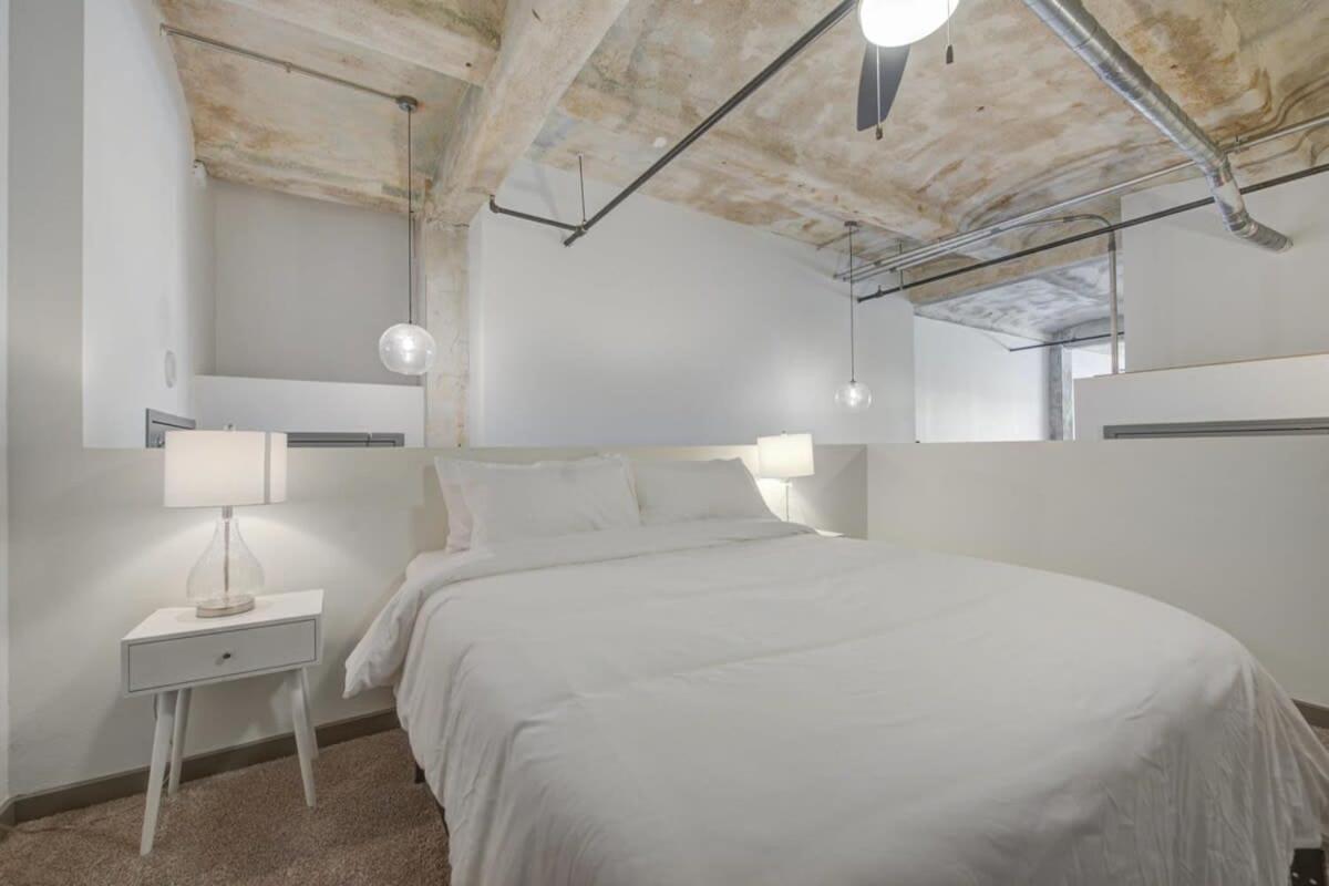 2Br 2Ba Spacious Historic Loft With Gym By Envitae Kansas City Extérieur photo